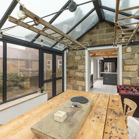 Holiday home Host & - Ranworth Ravenscar