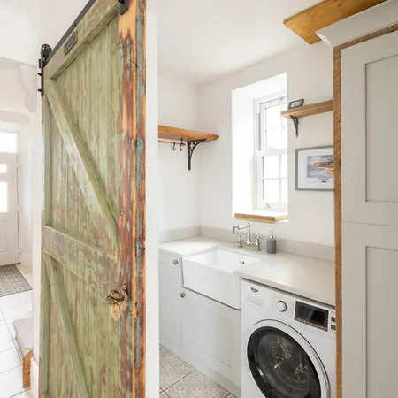 Holiday home Host & - Ranworth Ravenscar